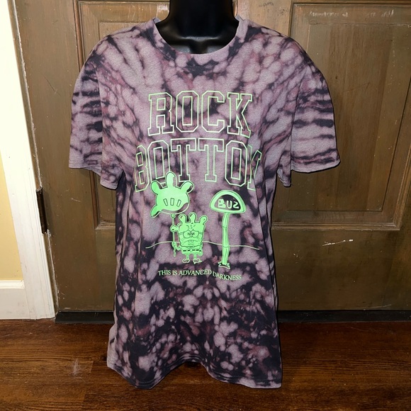 New Spongebob Squarepants Rock Bottom Black & Green Short Sleeve Top Size M - Picture 1 of 8